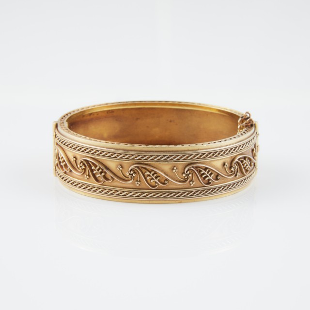 Mid-19th Century Carlo Giuliano 14k Yellow Gold Hinged Bangle