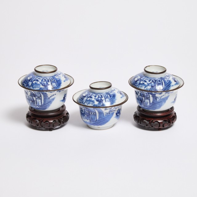 A Set of Three Blue and White Porcelain Tea Bowls and Covers, Jintang Faji Mark, 19th Century