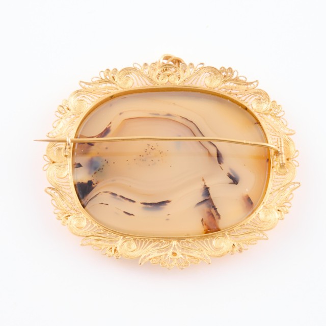 19th Century 18k Yellow Gold Oval Filigree Brooch