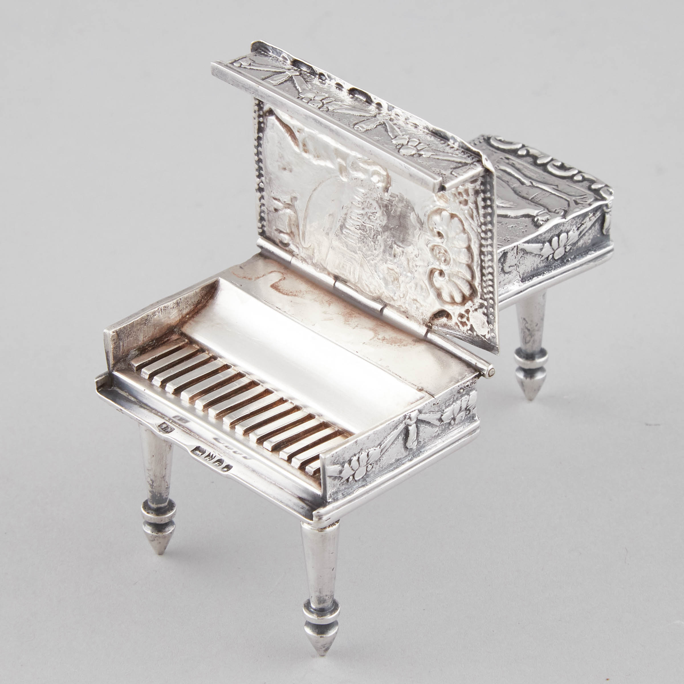 Dutch Silver Miniature Piano, Rinze Jans Spaanstra, late 19th century 
