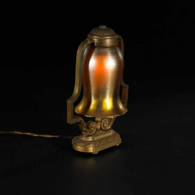 Iridescent Glass and Gilt Brass Harp Desk Lamp, early 20th century