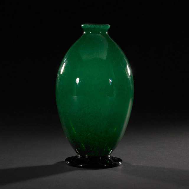 French Mottled Emerald Green Glass Vase, probably Schneider, c.1925