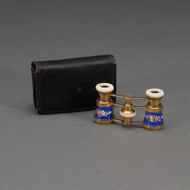 Pair of French Enameled Gilt Brass and Mother-of-Pearl Opera Glasses, Jules Carpentier of Paris, early 20th century