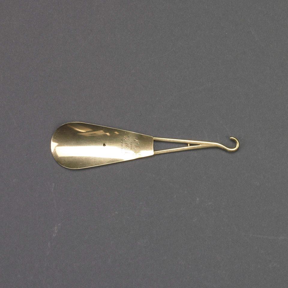 American 14K Yellow Gold Folding Shoe Horn/Button Hook, c.1917