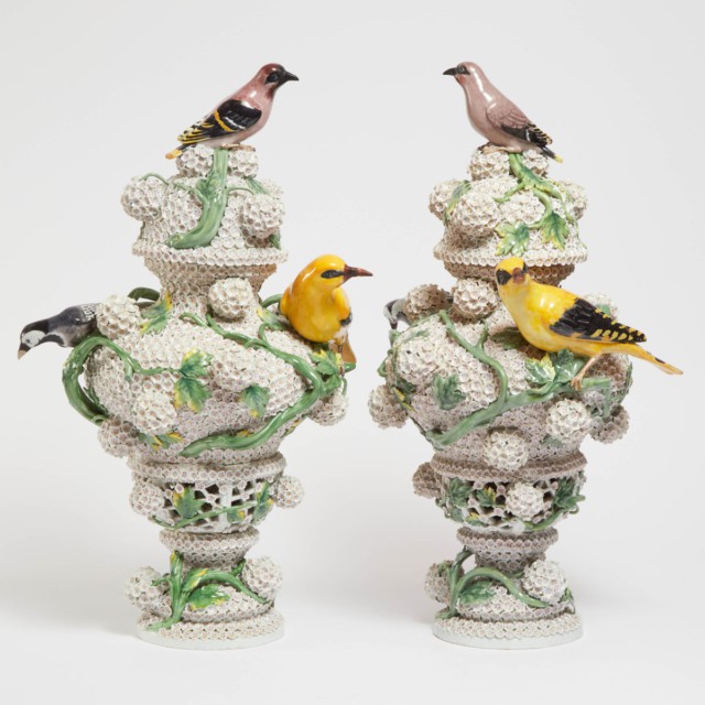 Pair of Meissen ‘Schneeballen’ Vases and Covers, mid-19th century