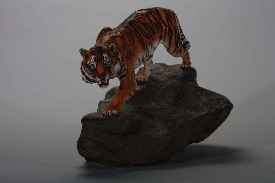 Royal Doulton Figure, Tiger on a Rock (HN2639)
