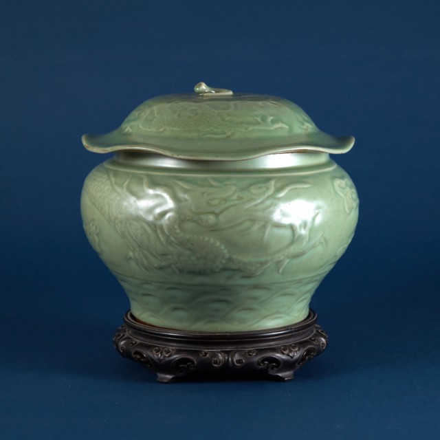 A Longquan Celadon ‘Dragon’ Jar and Cover, Yuan-Ming Dynasty (1279-1644)