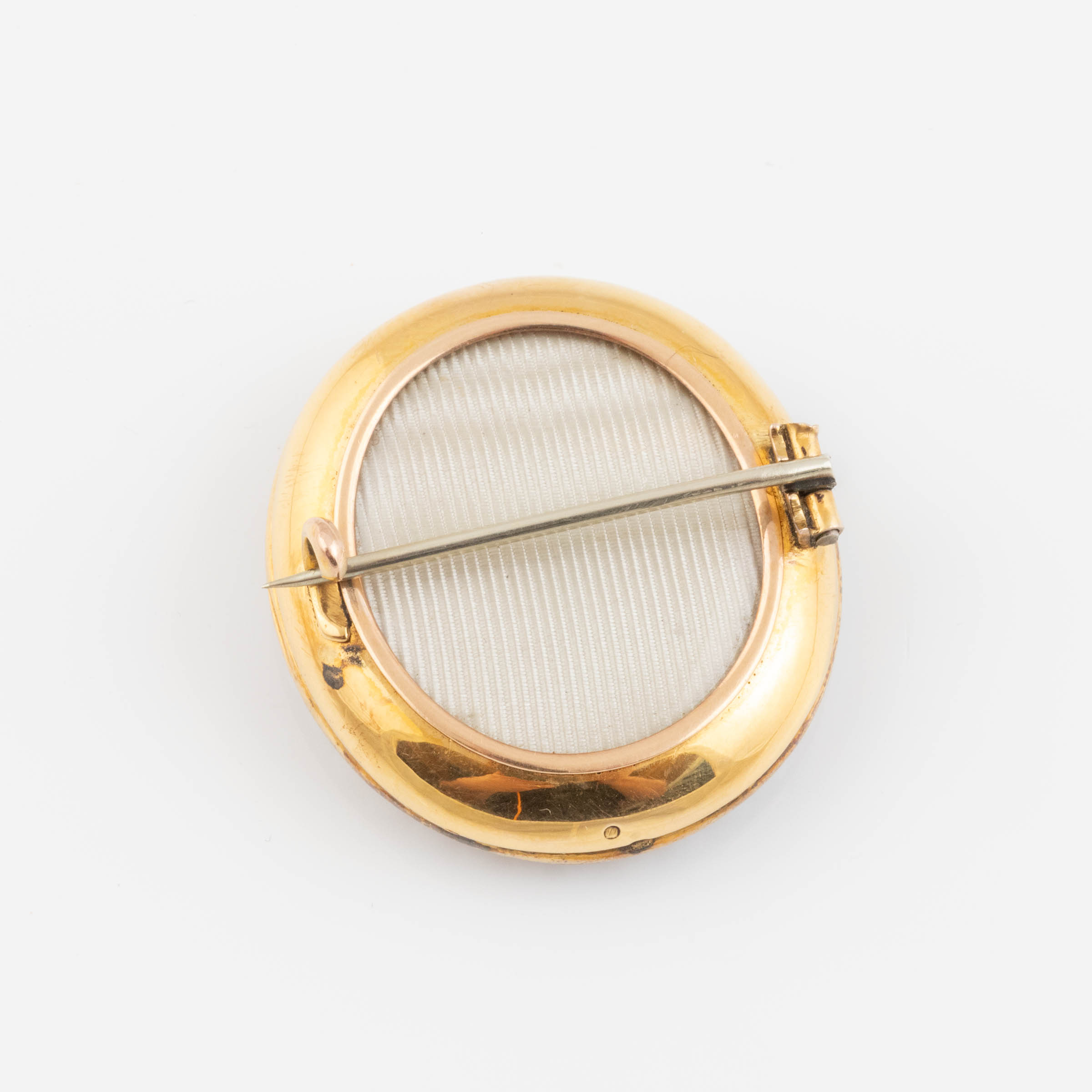 14k Yellow Gold Circular Brooch