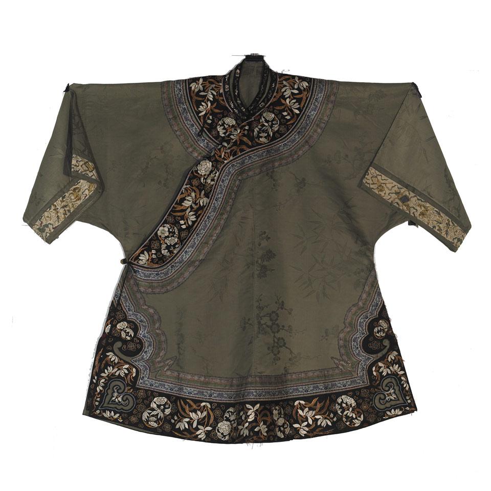 Woman’s Informal Silk Jacket, Qing Dyansty, 19th/20th Century