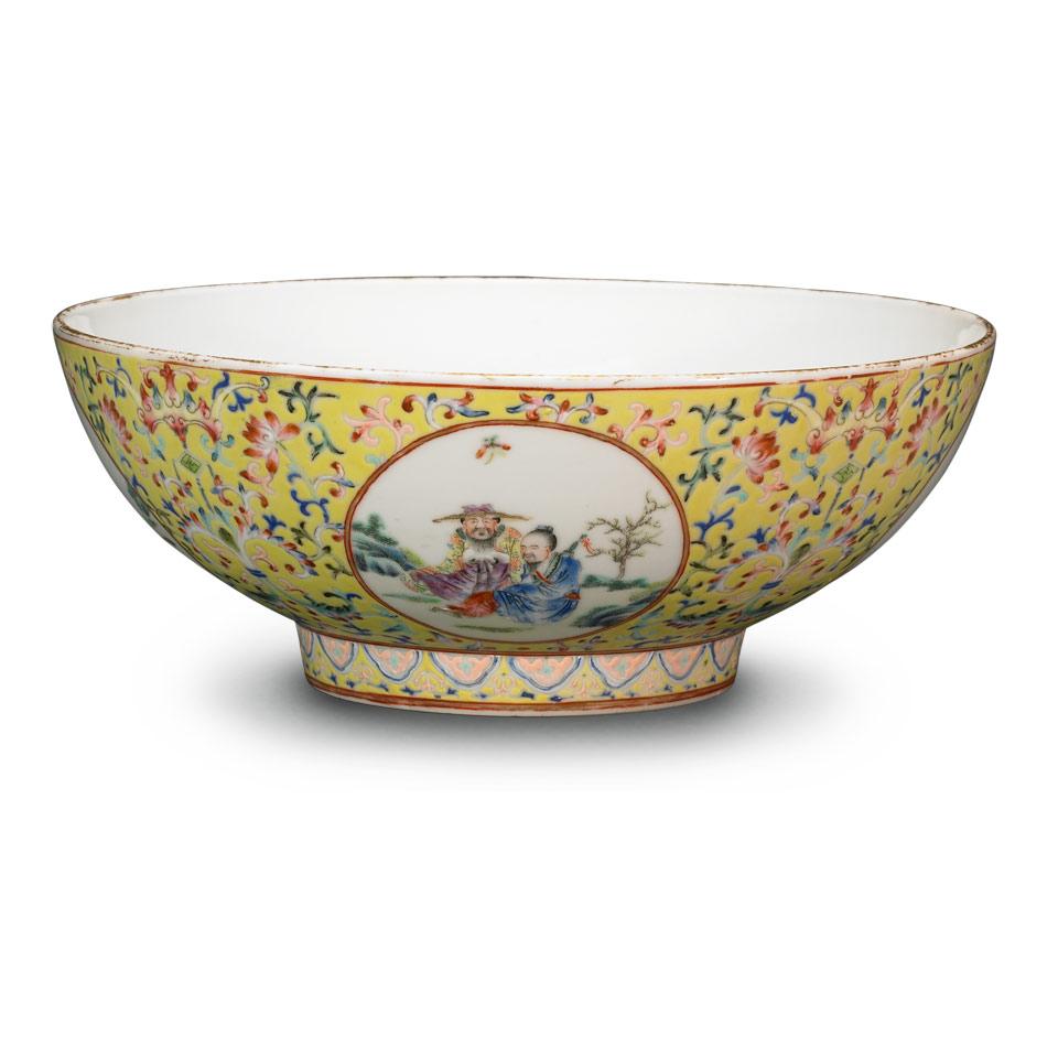 Yellow Ground Eight Immortals Bowl, Jiaqing Mark, Republican Period, Early 20th Century