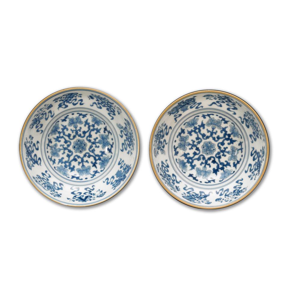 Unusual Pair of Blue and White Ogee Form Bowls, Qing Dynasty, Guangxu Mark and Period (1875-1908) 