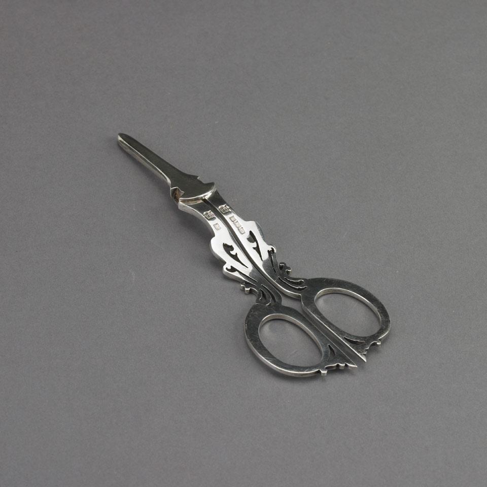 Pair of Edwardian Silver Grape Shears, Cooper Bros. & Sons, Sheffield, 1904