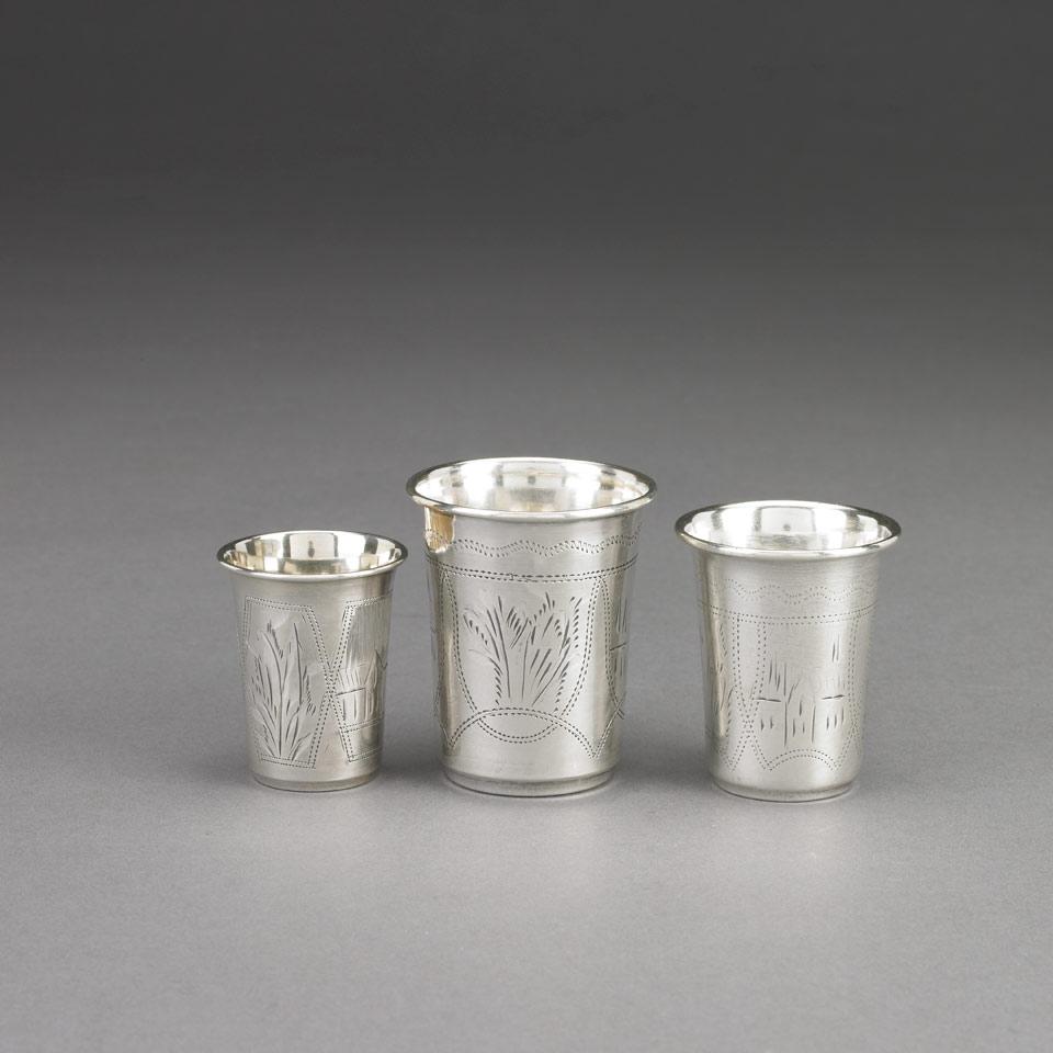 Three Russian Silver Small Beakers, Kiev, 1908-17