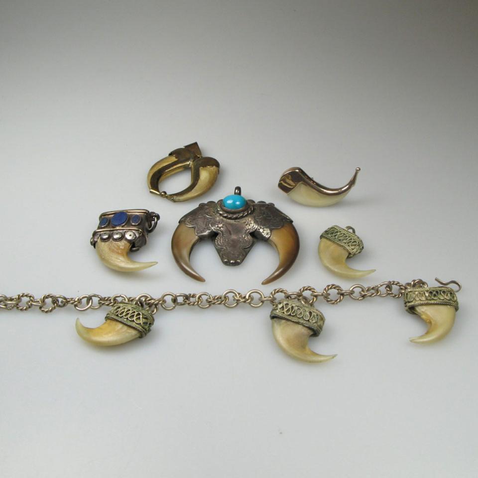 4 Pieces Of Tiger-Claw Jewellery