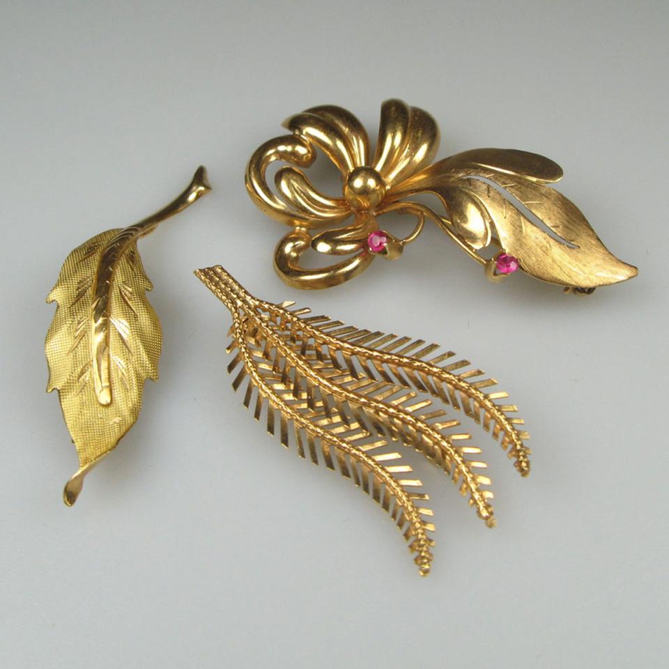 3 x 18k Yellow Gold Brooches