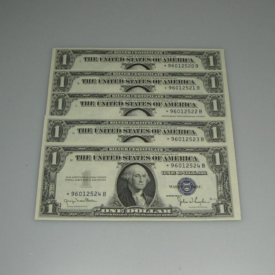 5 U.S. 1935D Asterisk $1 Bank Notes