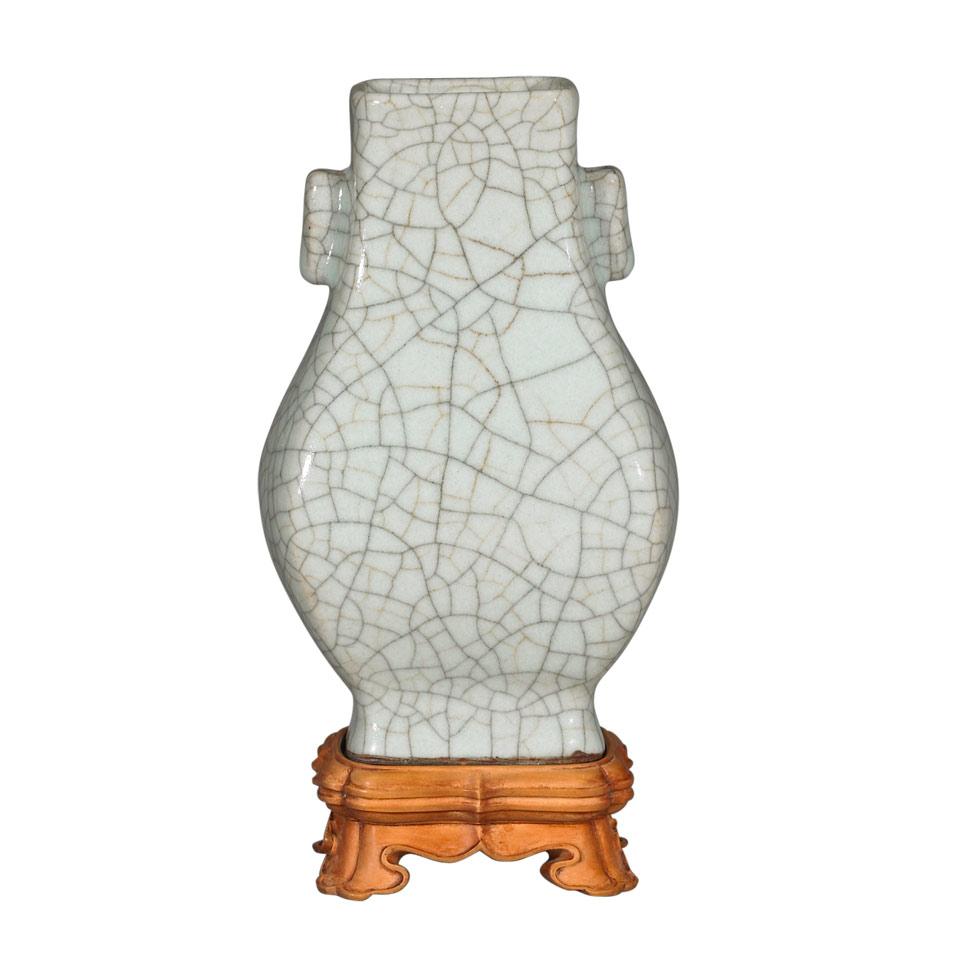 Ge-Type Baluster Vase, Qing Dynasty, 18th Century