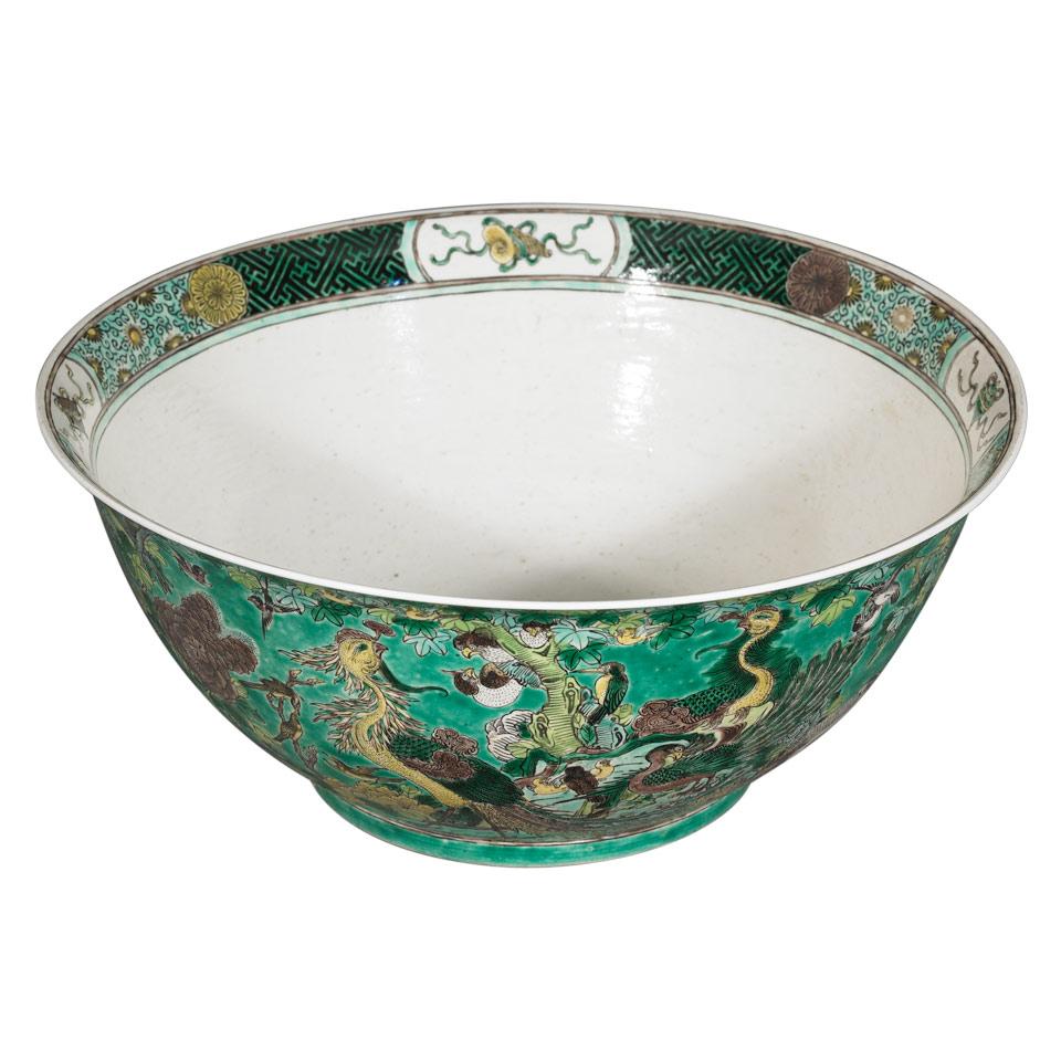 Large Export Famille Verte Punch Bowl, Kangxi Mark, Qing Dynasty,  19th Century