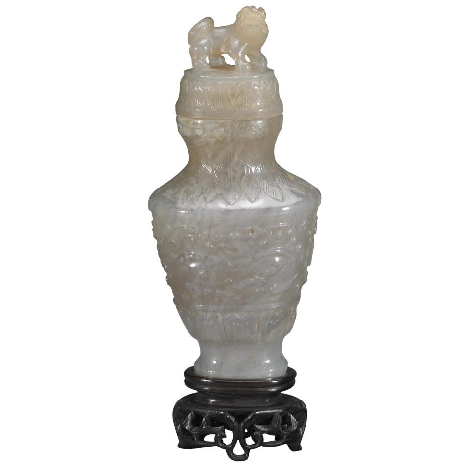 Carved Agate Vase, Qing Dynasty, 19th Century