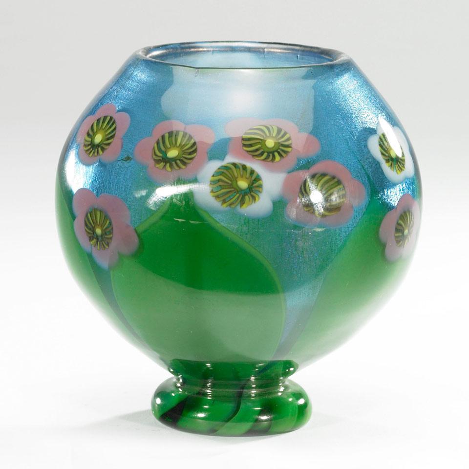 Lundberg Studios Internally Decorated Glass Vase, 1975