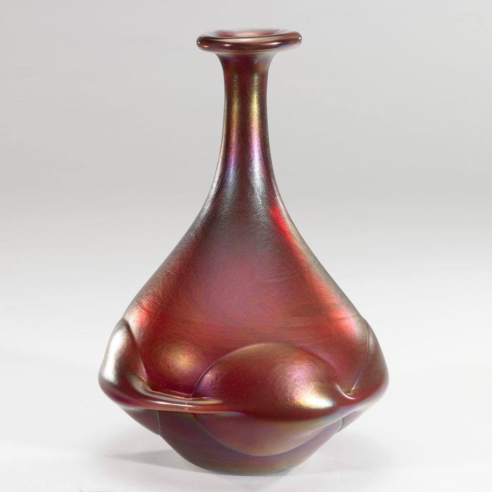 Dominick Labino (American, 1910-1987), Iridescent Copper Red Glass Vase, 1971