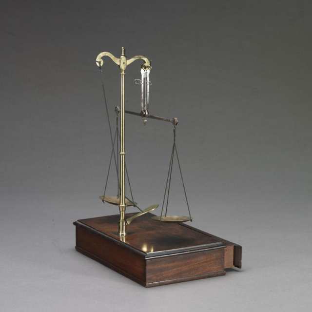 English Flame Mahogany, Laquered Brass and Iron Travelling Beam Balance, mid 19th century