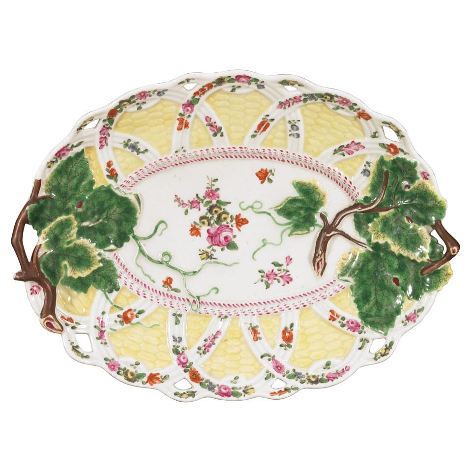Worcester Yellow-Ground Trellis and Vine Leaf Moulded Dish, c.1765