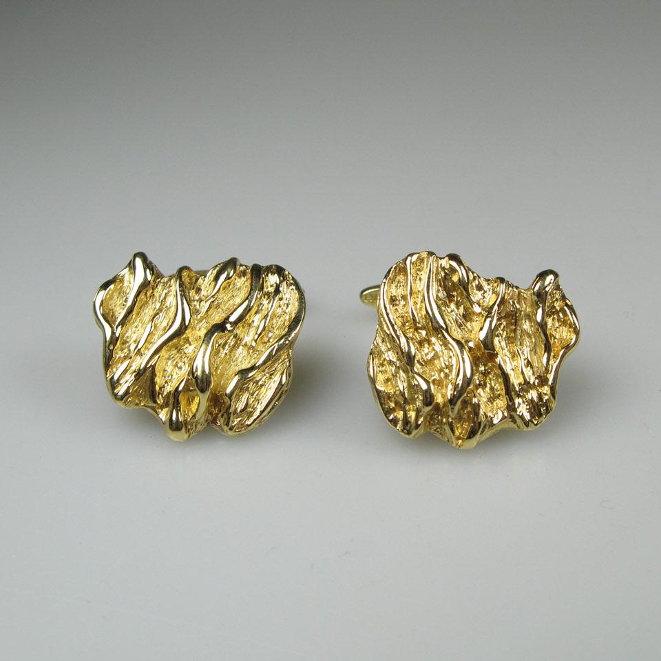 Pair Of 18k Yellow Gold Cufflinks
