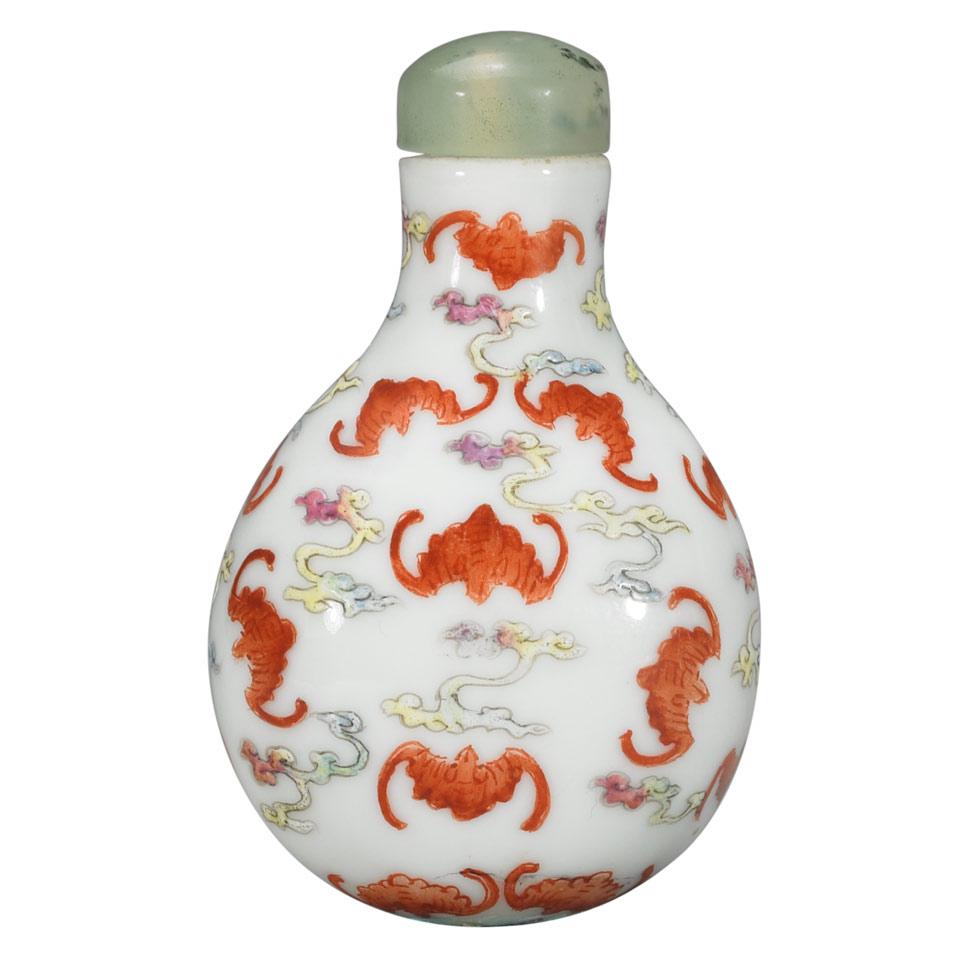 Famille Rose Snuff Bottle, Qianlong Mark, 19th Century