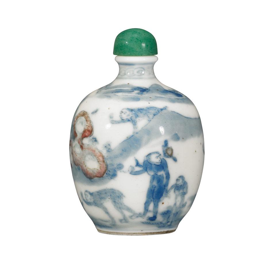 Blue, White and Copper Red Snuff Bottle, Qing Dynasty, 19th Century