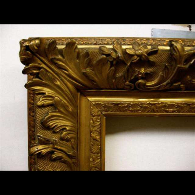ANITQUE GILT PICTURE FRAME