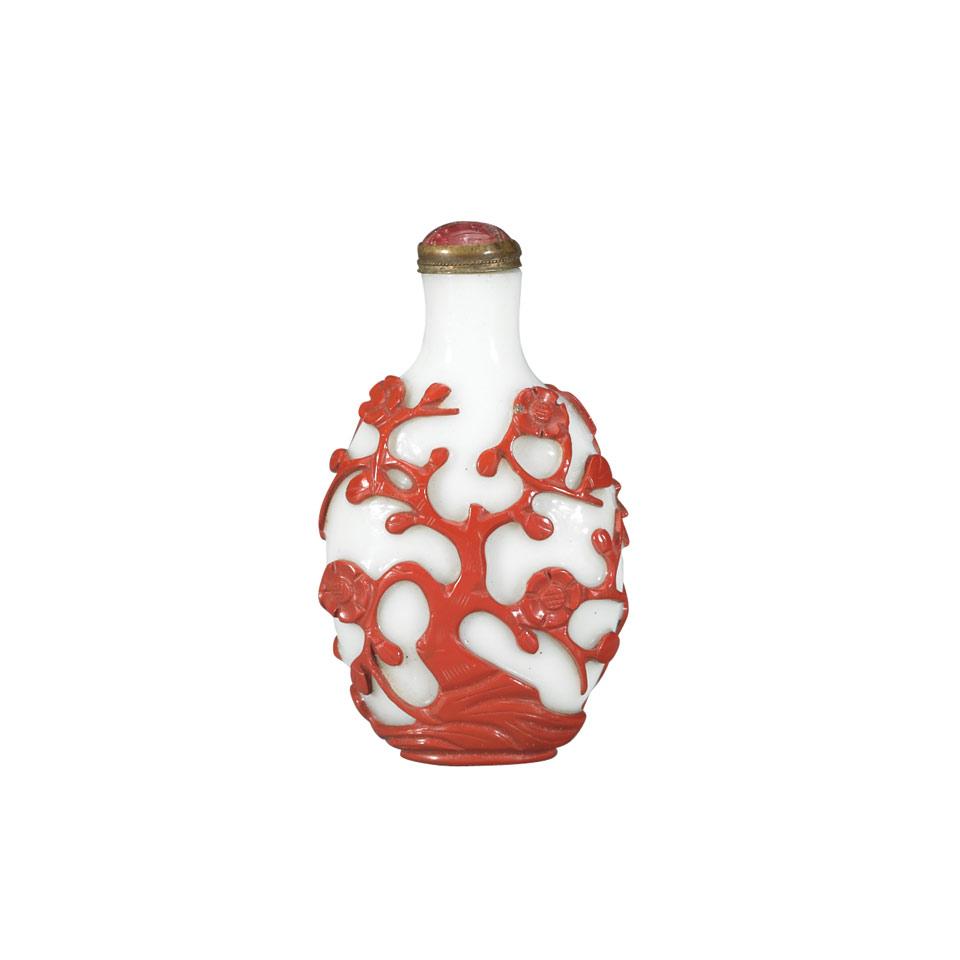 Red Overlay White Snuff Bottle, 18th/19th Century