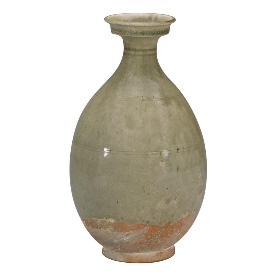 Yue Yao Amphora, Song Dynasty, 10th/11th Century