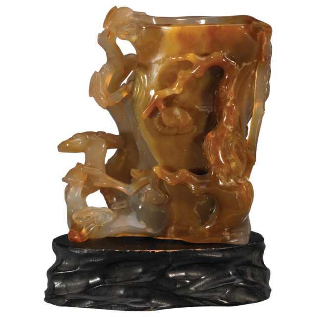 Large Agate Carved ‘Three Friends’ Vase, Qing Dynasty, 19th Century