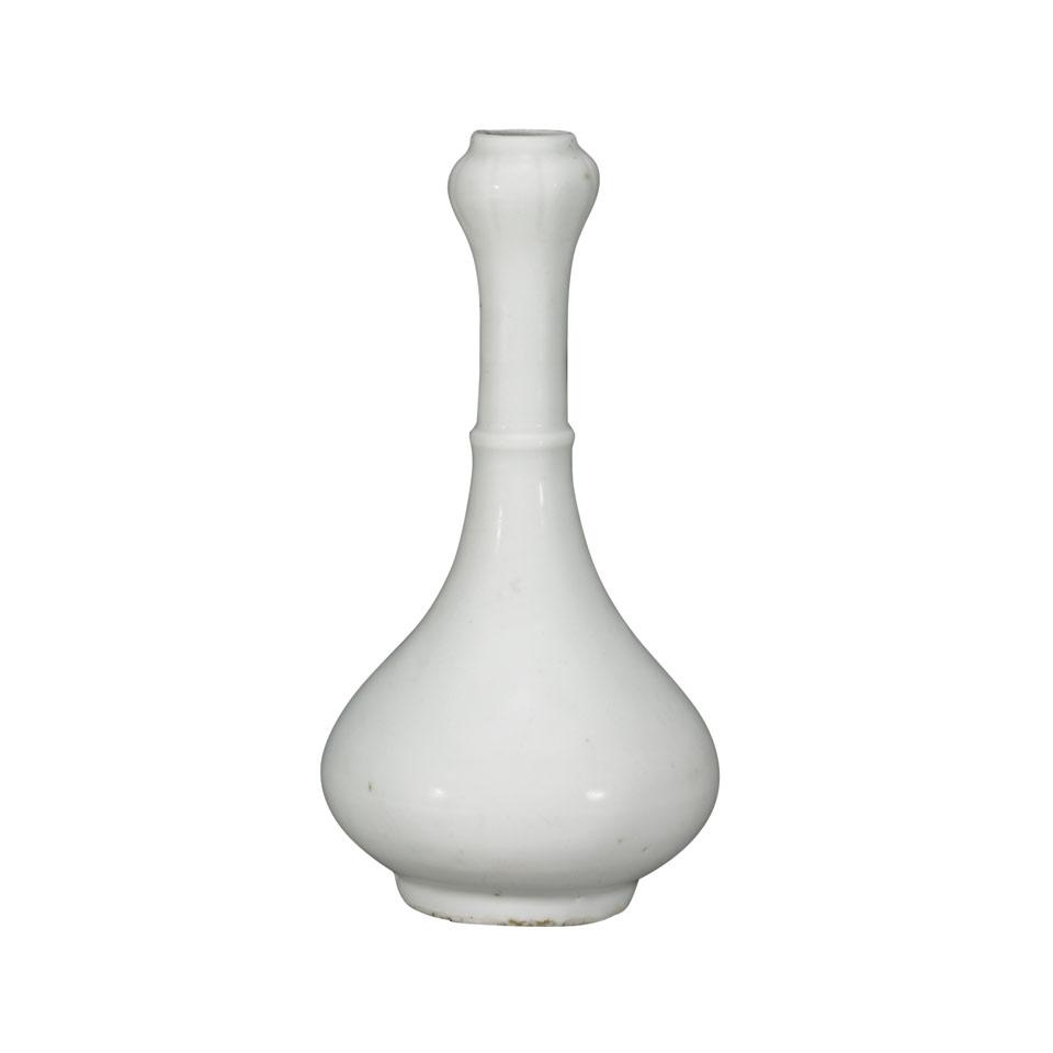 Blanc-de-Chine Bottle Vase, Qing Dynasty, 18th Century