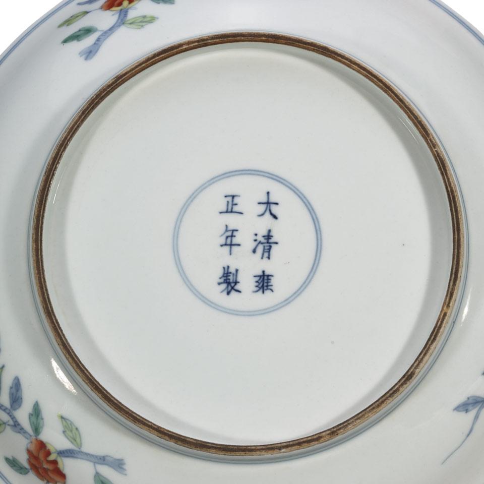 Doucai ‘Hundred Antiques’ Plate, Yongzheng Mark