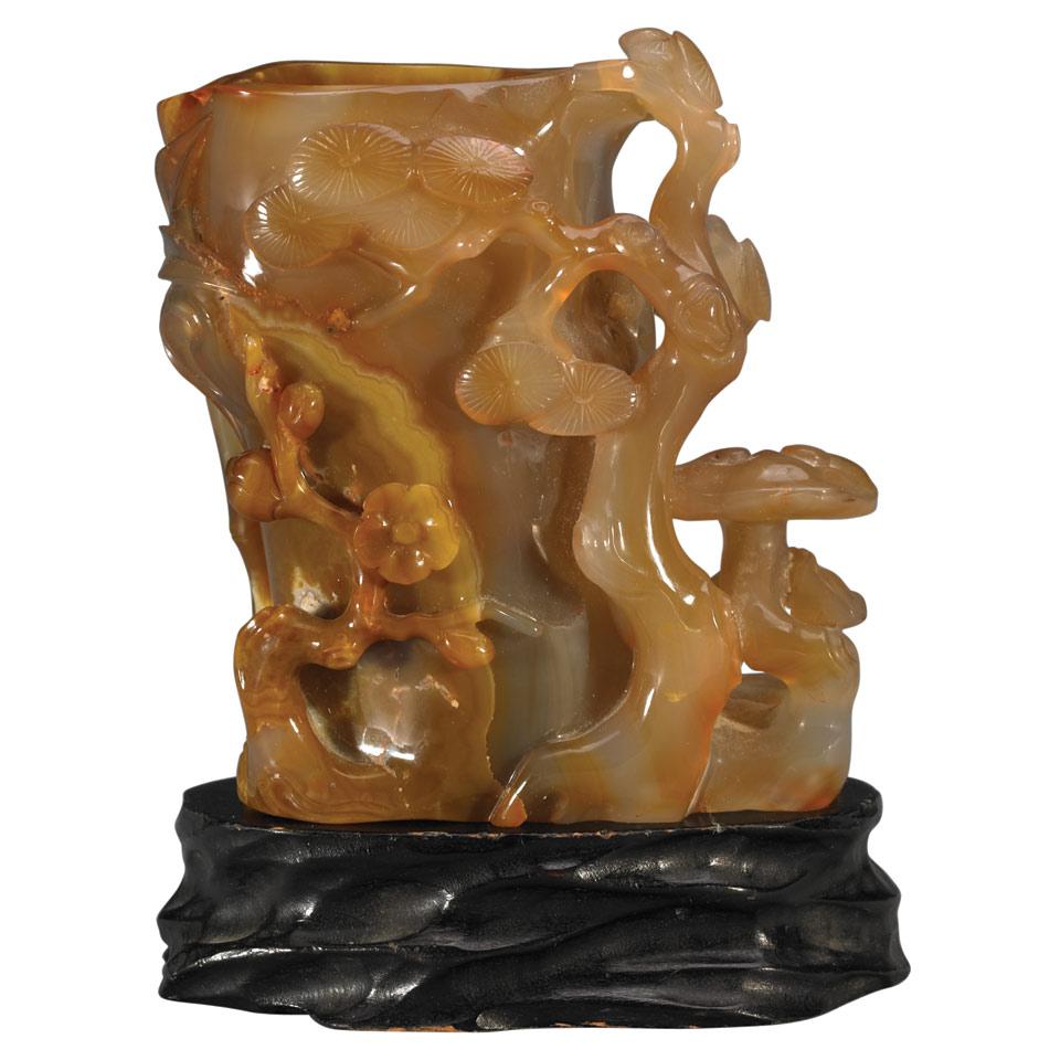 Large Agate Carved ‘Three Friends’ Vase, Qing Dynasty, 19th Century
