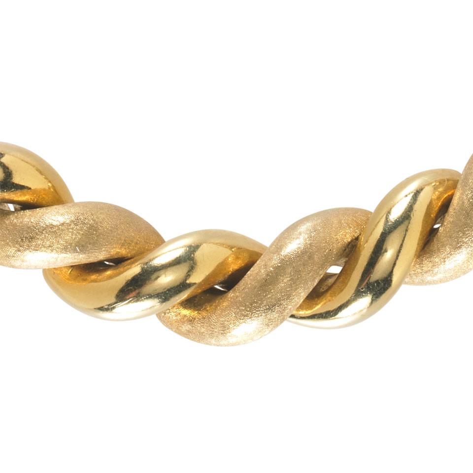 Italian 18k Yellow Gold Graduated Necklace