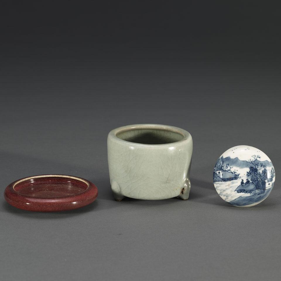 Group of Three Porcelain Wares