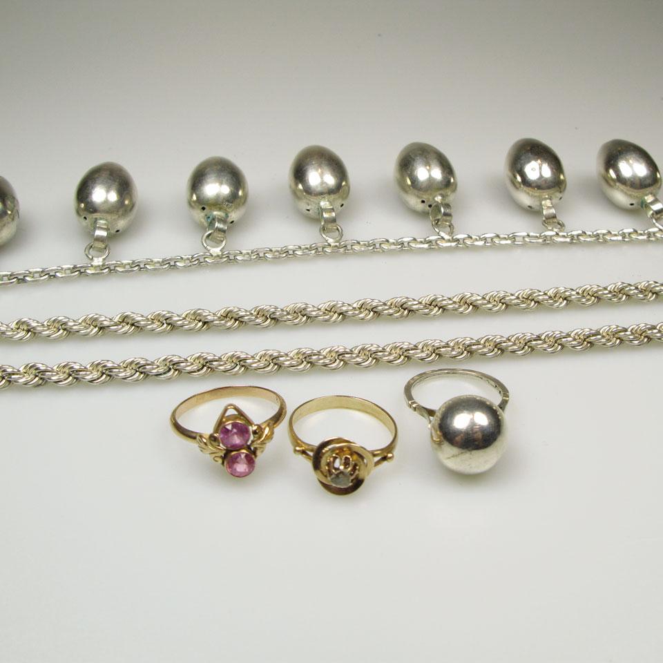 Small Quantity of Costume, Silver and Gold Jewellery
