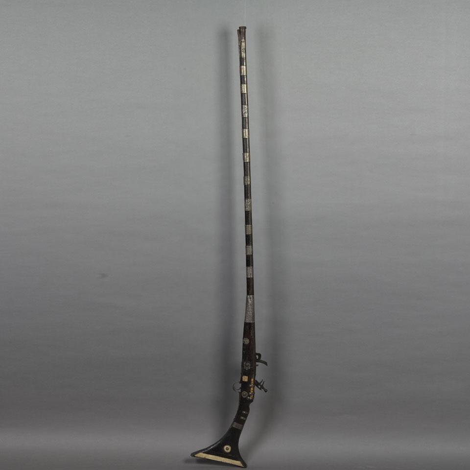 North African (Moroccan) Ivory and Silver Mounted Snaphaunce Long Gun, c.1800