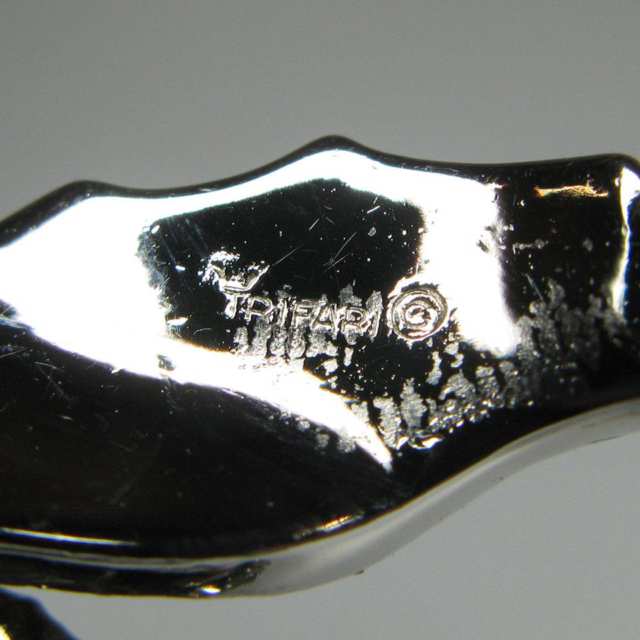 Trifari Silver Tone Metal “En Tremblant” Brooch