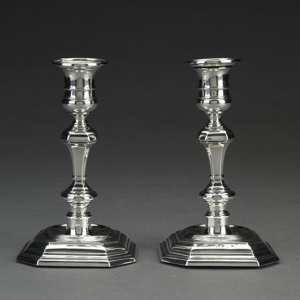 Pair of Edwardian Silver Table Candlesticks, Goldsmiths & Silversmiths Co., London , 1904