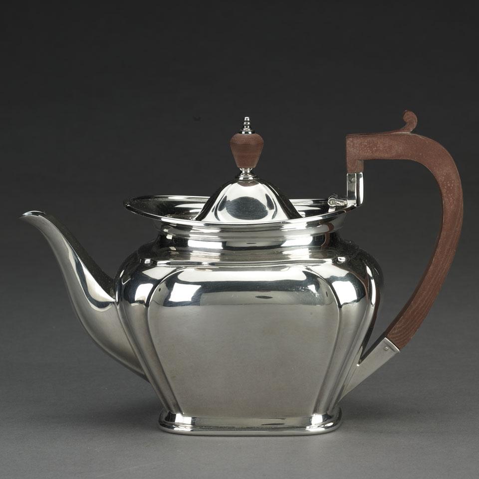 English Silver Teapot, Roberts & Belk, Sheffield, 1959