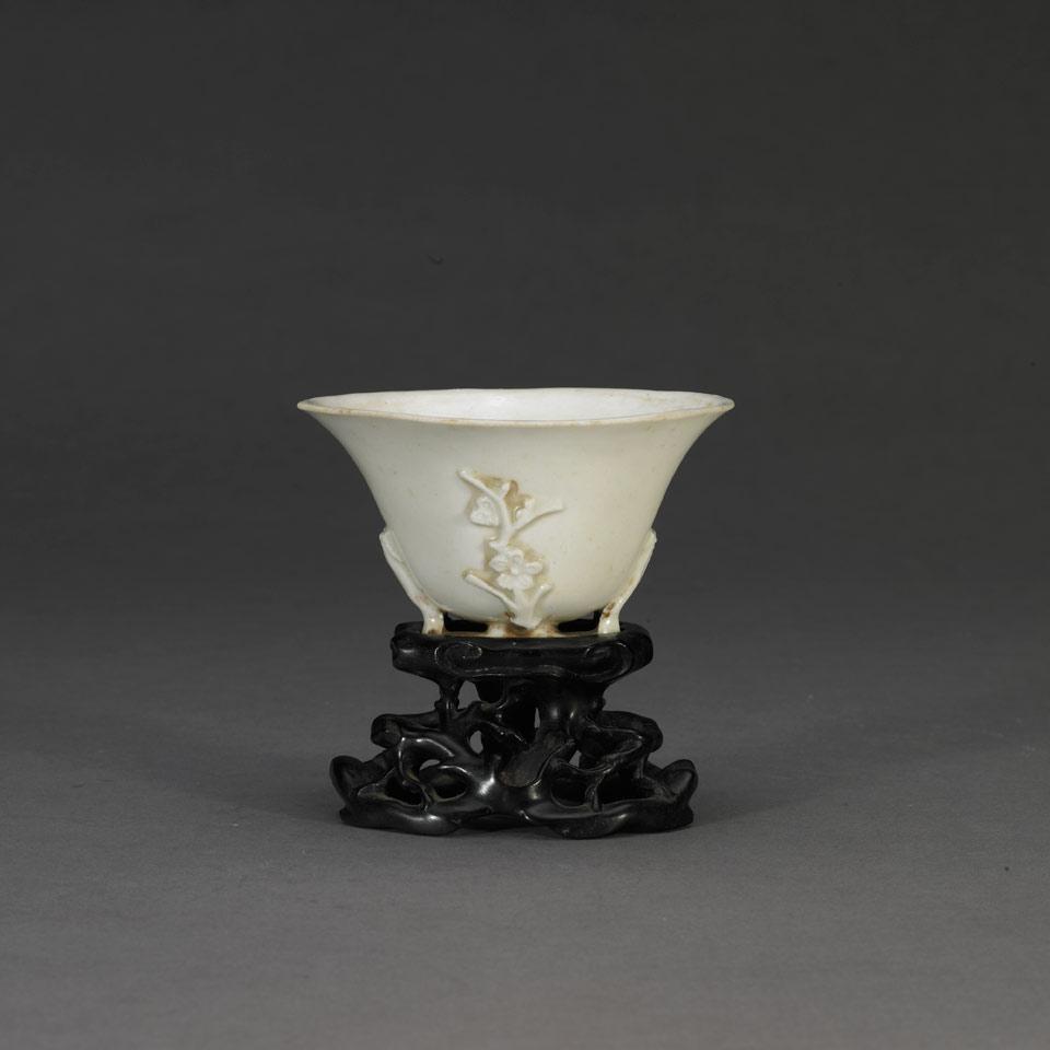 Blanc-de-Chine Ming-Style Libation Cup with Hardwood Stand, 19th Century 