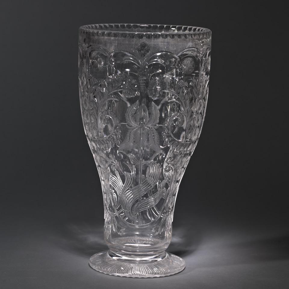Stevens & Williams ‘Rock Crystal’ Intaglio Cut Glass Vase, early 20th century
