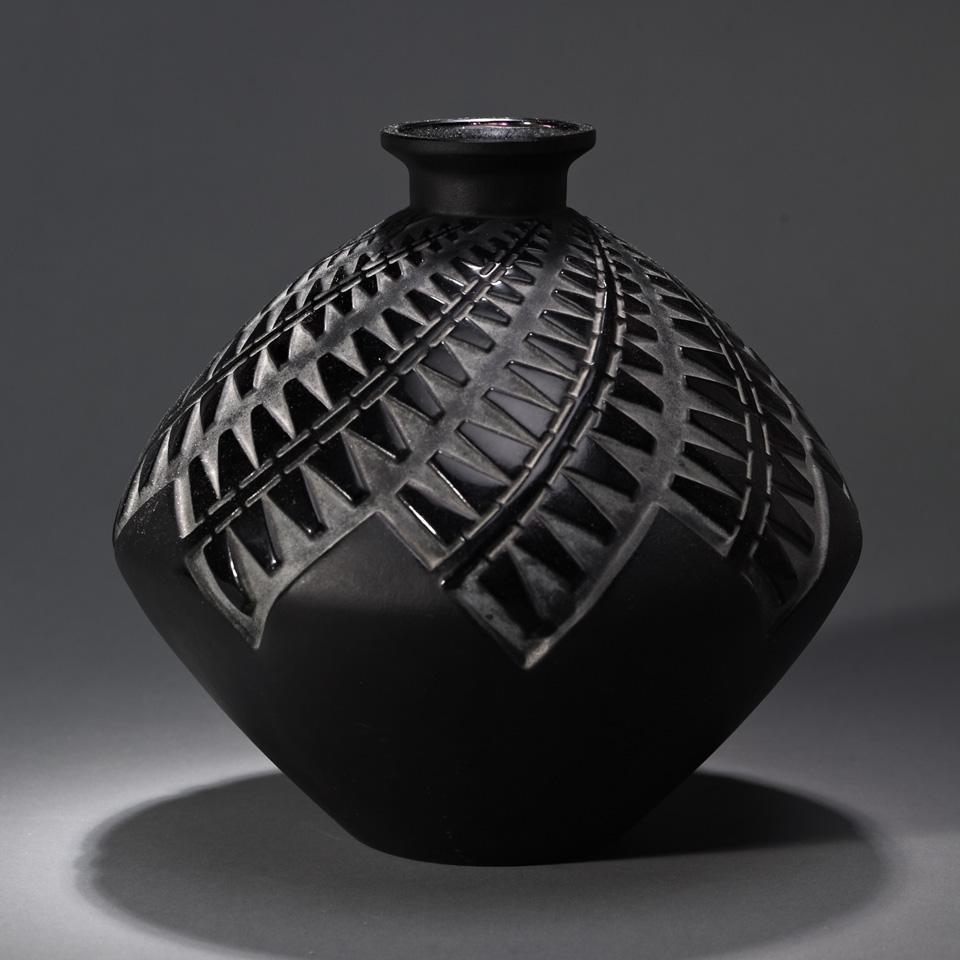 ‘Montargis’, Lalique Moulded and Frosted Black Amethyst Glass Vase, c.1930