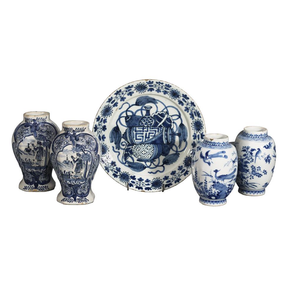 Two Pairs of Delft Small Vases and a Plate, 18th/19th century
