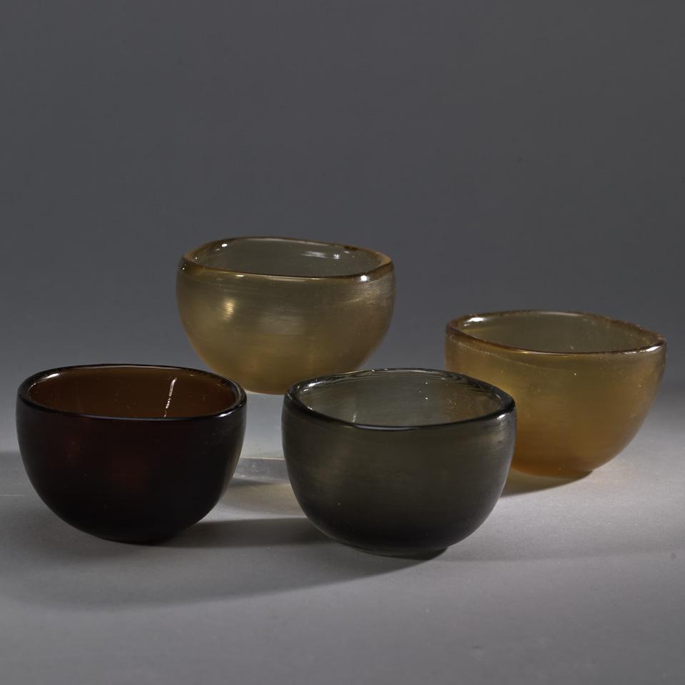 Four Venini Inciso Coloured Glass Small Bowls, mid-20th century