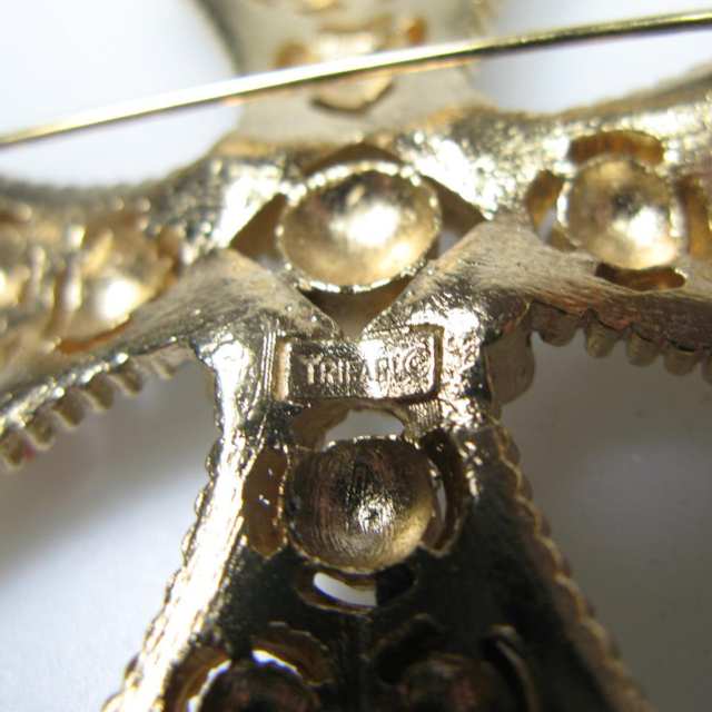Trifari Gold Tone Metal Cross Brooch